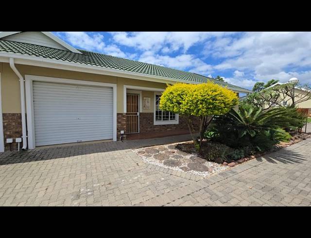 2 BEDROOM TOWNHOUSE FOR SALE IN NINAPARK